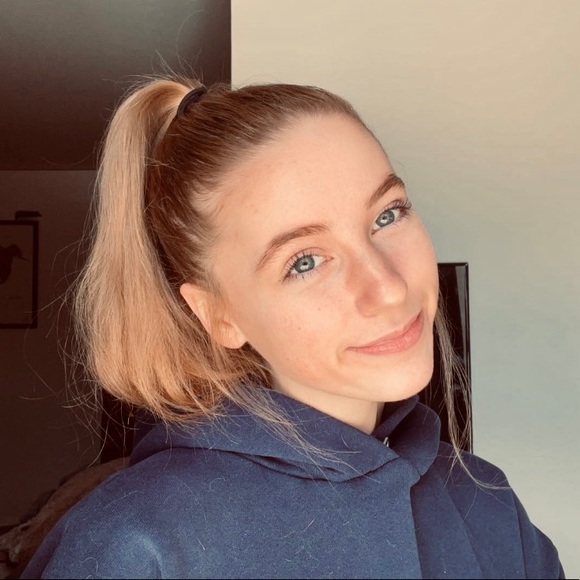 Meet your Posher, Riley - Picture 1 of 1